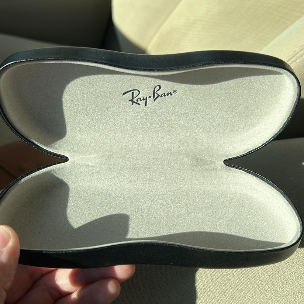Ray-Ban Sunglasses Case Hard Case Color Black Like-new excellent condition